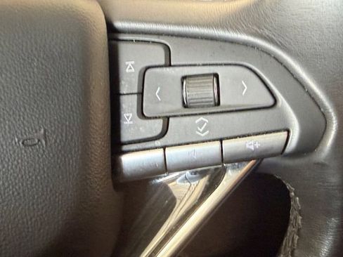 Used 2024 Cadillac XT6 Premium Luxury FWD image 12