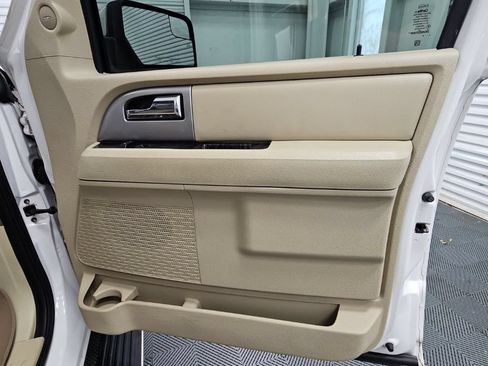 Used 2015 Ford Expedition Limited w/ Equipment Group 301A RWD image 44