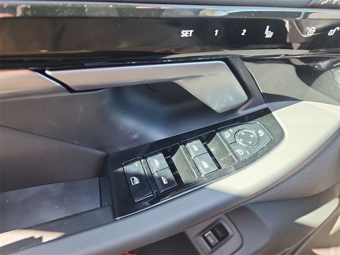 New 2026 BMW 530i xDrive w/ Premium Package image 24