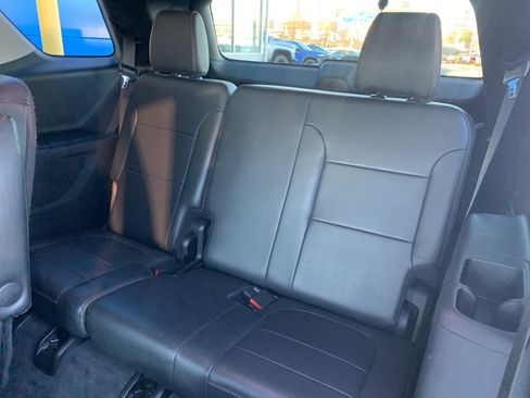 Used 2020 Chevrolet Traverse RS image 15