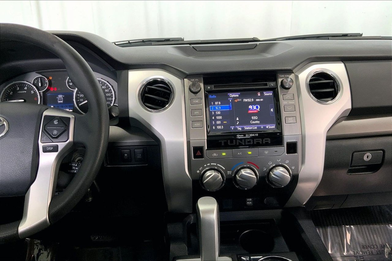 Used 2014 Toyota Tundra SR5 w/ SR5 Upgrade Package RWD image 5