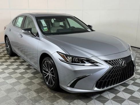 New 2025 Lexus ES 350 w/ Premium Package image 9