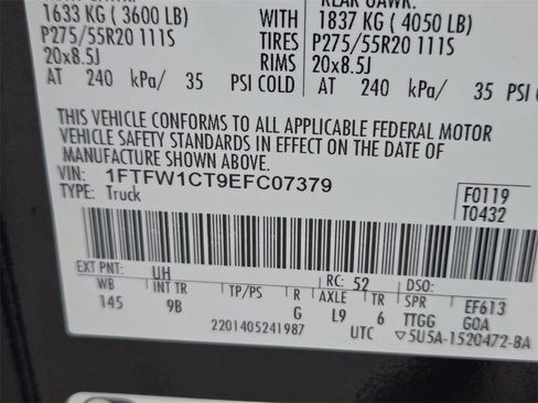 Used 2014 Ford F150 Platinum image 31