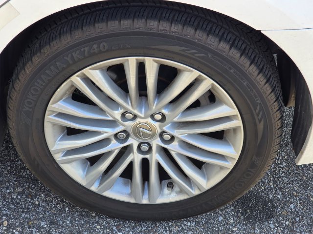 Used 2015 Lexus ES 350 w/ Luxury Package FWD image 15