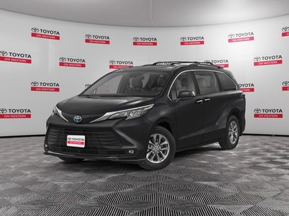 New 2026 Toyota Sienna XLE