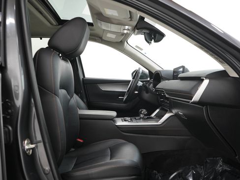 Certified 2024 MAZDA CX-90 Plug-In Hybrid w/ Preferred AWD/4WD image 11