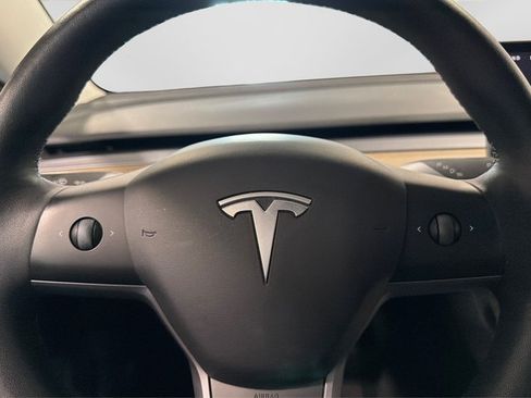 Used 2023 Tesla Model 3 Standard Range RWD image 21