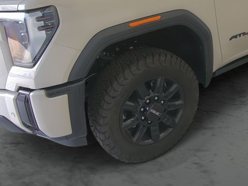 Used 2026 GMC Sierra 2500 AT4 w/ AT4 Premium Plus Package AWD/4WD image 7