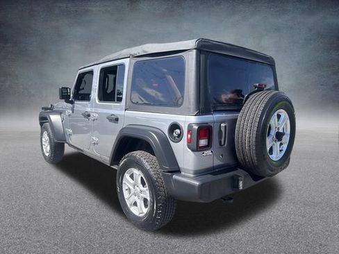 Used 2019 Jeep Wrangler Unlimited Sport S AWD/4WD image 9