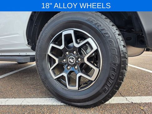 Used 2024 Ford Bronco Outer Banks image 33
