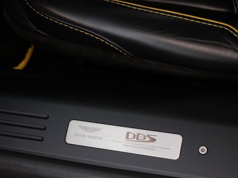 Used 2023 Aston Martin DBS Coupe RWD image 29