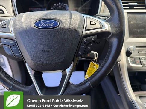 Used 2016 Ford Fusion SE w/ Equipment Group 202A FWD image 16