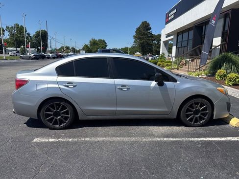 Used 2014 Subaru Impreza 2.0i AWD/4WD image 2