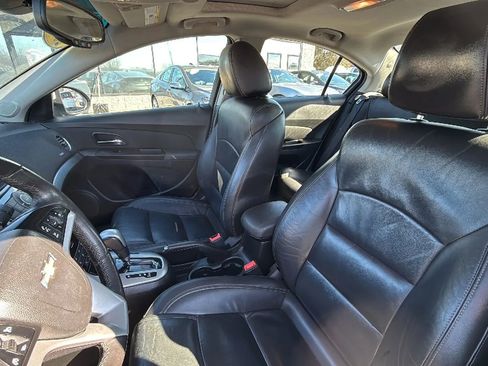 Used 2014 Chevrolet Cruze LT w/ RS Package image 16
