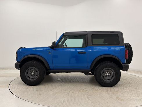 Used 2024 Ford Bronco Black Diamond AWD/4WD image 2
