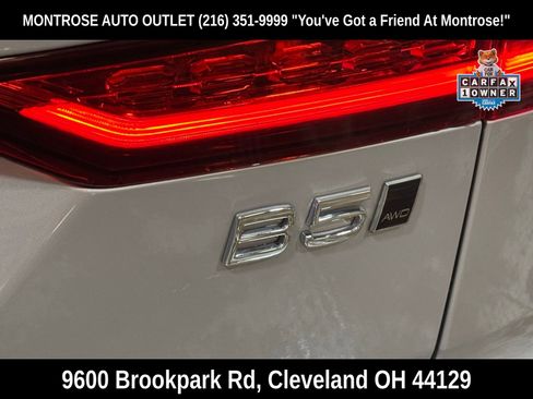 Used 2025 Volvo V60 B5 Cross Country Plus image 52