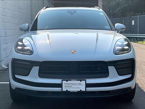 Certified 2026 Porsche Macan S AWD/4WD image 8