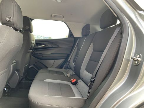 Used 2025 Chevrolet TrailBlazer LT image 23