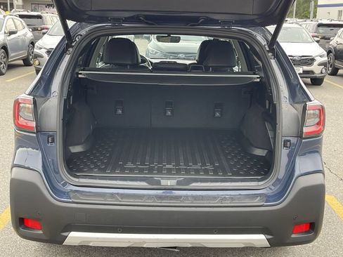 Used 2023 Subaru Outback Limited XT AWD/4WD image 9