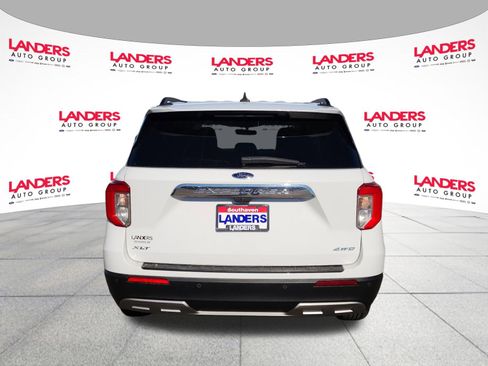 Used 2023 Ford Explorer XLT w/ Equipment Group 202A image 4