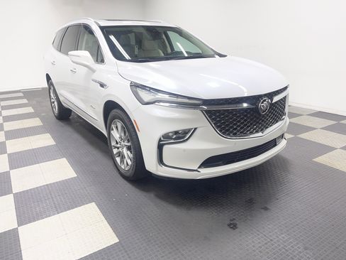 Used 2023 Buick Enclave Avenir w/ Avenir Technology Package AWD/4WD image 6