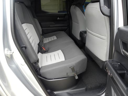 Used 2024 Toyota Tacoma 4x4 Double Cab image 22