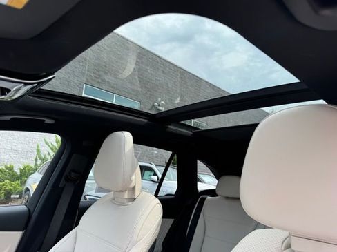 Used 2026 Mercedes-Benz GLC 300 4MATIC image 22