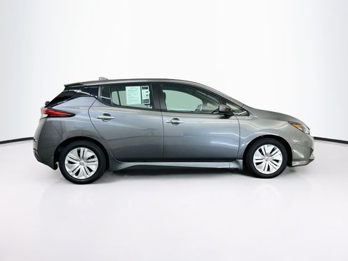Used 2025 Nissan Leaf S FWD image 10