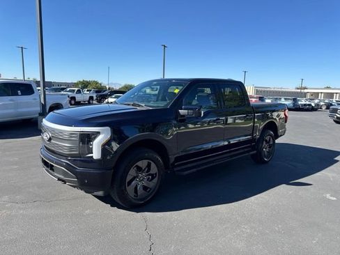 Used 2025 Ford F150 Lightning Lariat AWD/4WD image 3