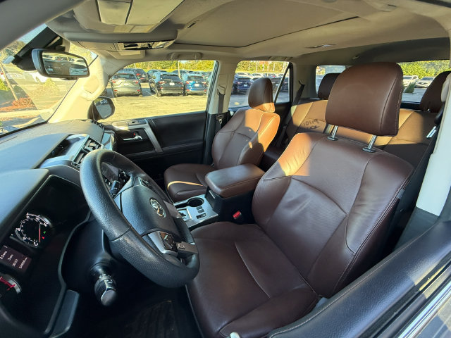 Used 2021 Toyota 4Runner Limited AWD/4WD image 5