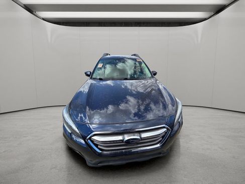 Used 2018 Subaru Outback 2.5i Premium image 16