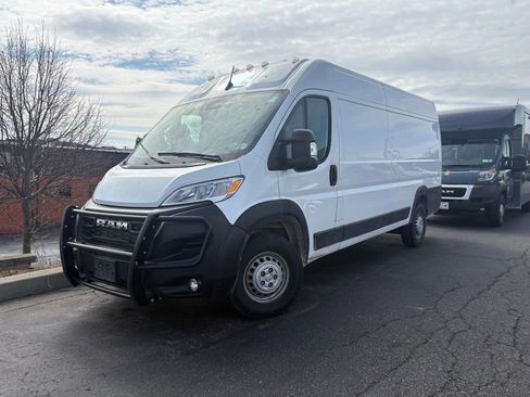 Used 2024 RAM ProMaster 3500 w/ Convenience Group image 3