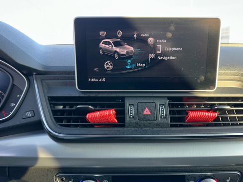 Used 2020 Audi Q5 2.0T Titanium Premium Plus w/ Premium Plus Package image 32