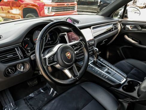 Used 2021 Porsche Macan S AWD/4WD image 12