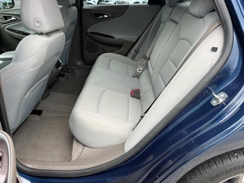 Used 2020 Chevrolet Malibu LT FWD image 18