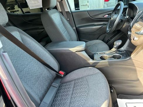 Used 2023 Chevrolet Equinox LT AWD/4WD image 31