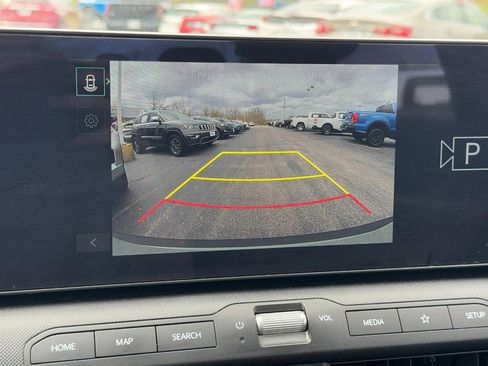 Used 2025 Kia K4 LXS image 19