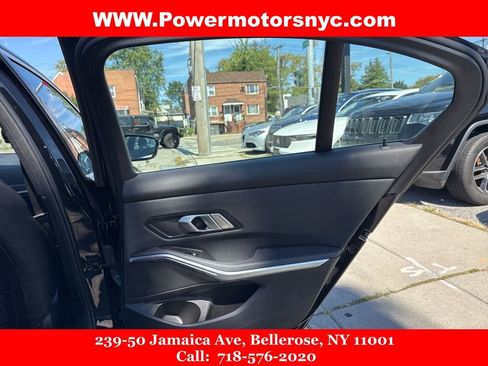 Used 2021 BMW 330i xDrive Sedan w/ Convenience Package image 18