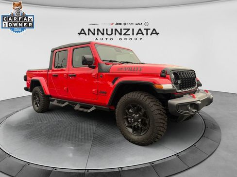 Used 2025 Jeep Gladiator Sport AWD/4WD image 7