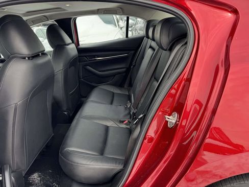 Used 2021 MAZDA MAZDA3 s image 10