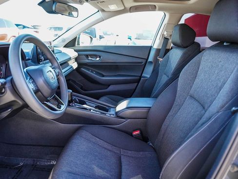 Used 2023 Honda Accord EX image 18