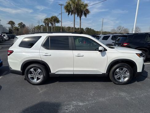 New 2026 Honda Pilot EX-L image 2