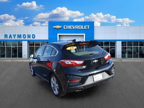 Certified 2018 Chevrolet Cruze Premier FWD image 6