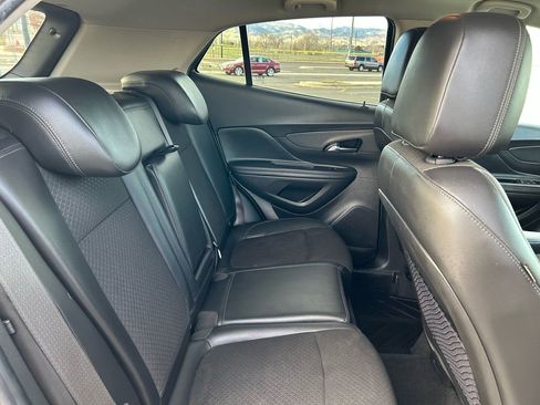 Used 2018 Buick Encore Preferred image 18