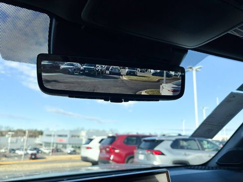 New 2025 Toyota Tacoma TRD Off-Road image 33