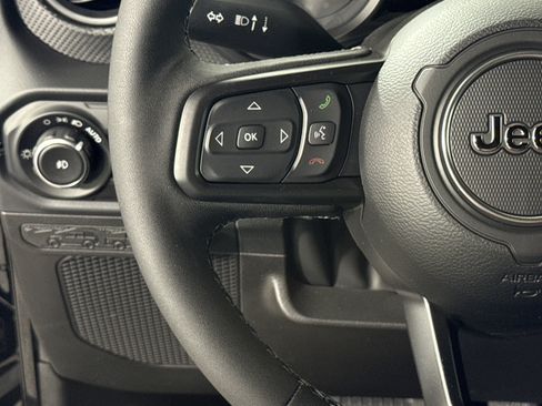 New 2026 Jeep Wrangler Unlimited Rubicon w/ Technology Group image 14