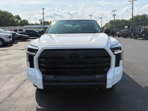 Used 2023 Toyota Tundra SR5 w/ SR5 Convenience Package RWD image 2