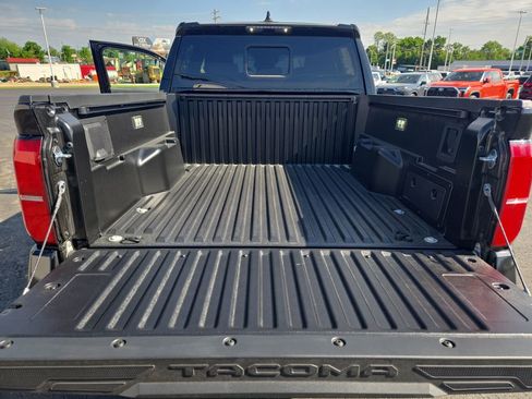 New 2026 Toyota Tacoma TRD Off-Road AWD/4WD image 22