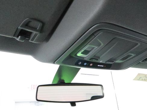 Used 2022 Chevrolet Silverado 2500 LT w/ Convenience Package image 11