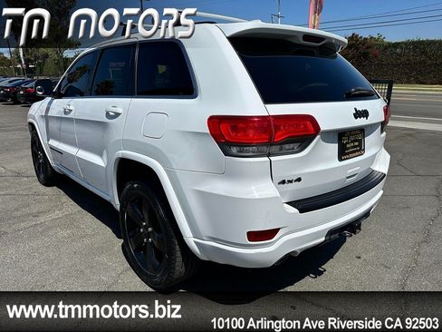 Used 2014 Jeep Grand Cherokee Altitude AWD/4WD image 4